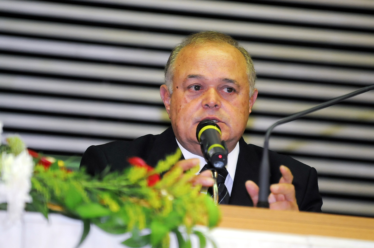 Luiz Carlos Gondim<a style='float:right;color:#ccc' href='https://www3.al.sp.gov.br/repositorio/noticia/02-2009/GONDIM CHACAREIROS.jpg' target=_blank><i class='bi bi-zoom-in'></i> Clique para ver a imagem </a>